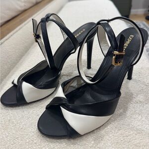 Express Black & White Twist Strap Heeled Sandals 8.5